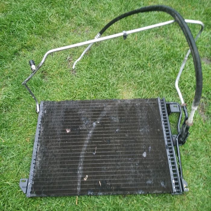 Продам Радіатор Кондіц.ГрандЧеррокі