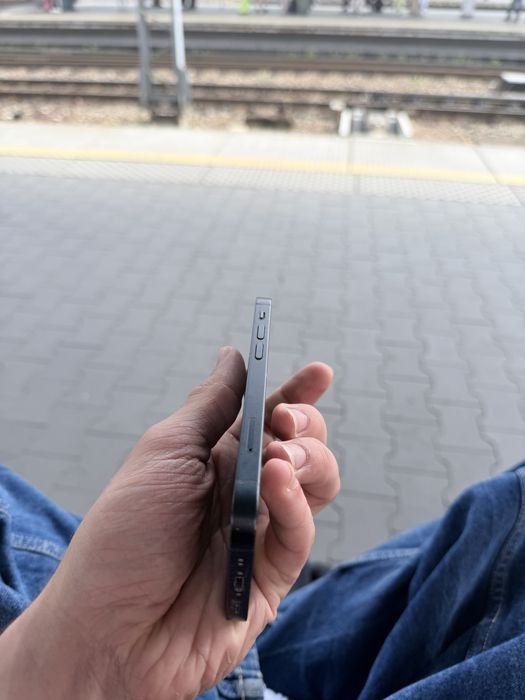 Iphone 13 mini 128gb 76% kondycja