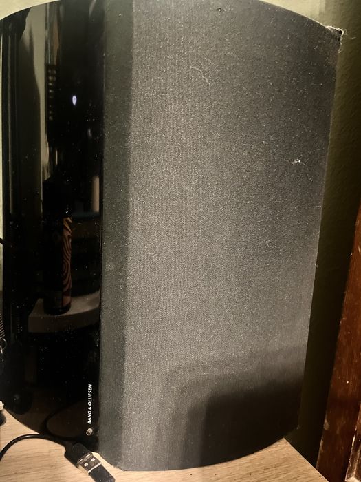 Colunas Bang & Olufsen (B&O) BeoLab 4000 Speakers
