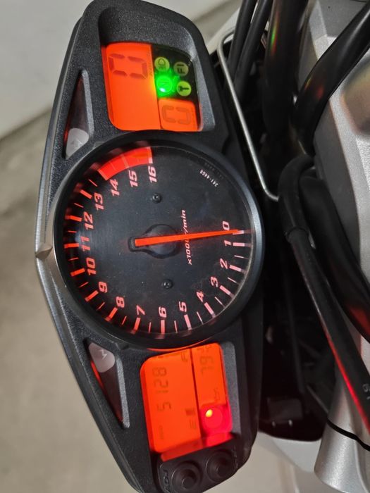 Suzuki GSR 650 Ano 2007