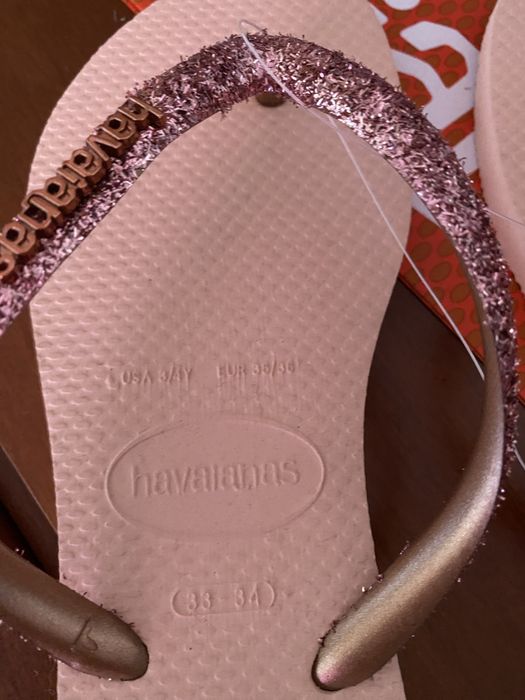 Havaianas completamente novas 33/34