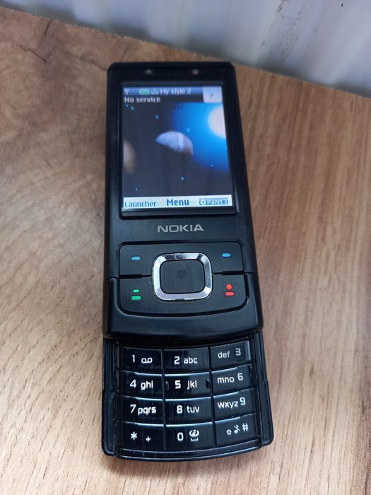 Мобільний телефон Nokia 6500 Slide.