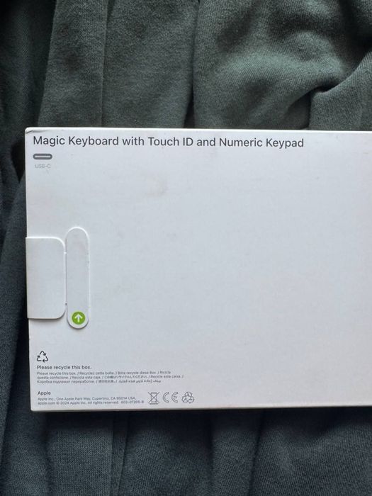 NOWA Klawiatura nożycowa Magic Keyboard with Touch ID and Numeric Keypad Francuska