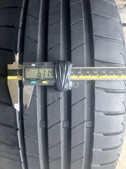 Шини 225/40 R19 Bridgestone Turanza T005