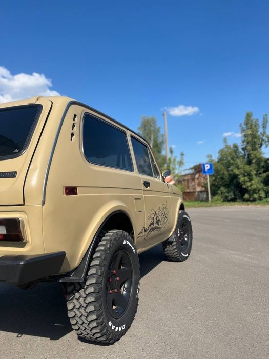 Ваз 2121 нива в хорошому стані