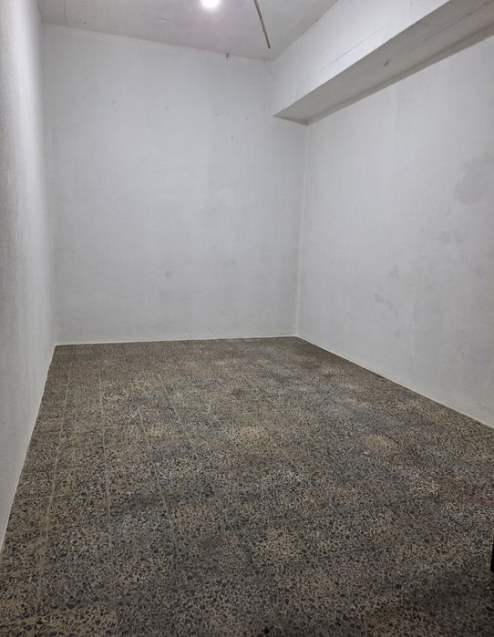 Alugo garagem Feijó