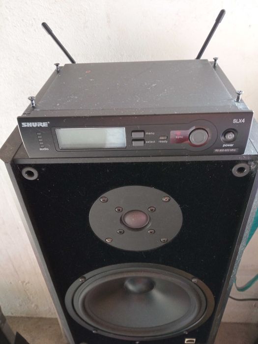 SHURE SLX 4 System plus 2 SHURE Microfones SM 58 ! Top !
