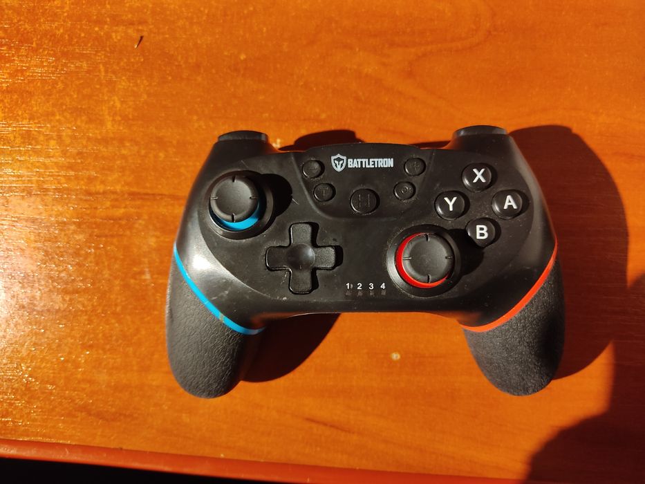 Джойстик по блютузу