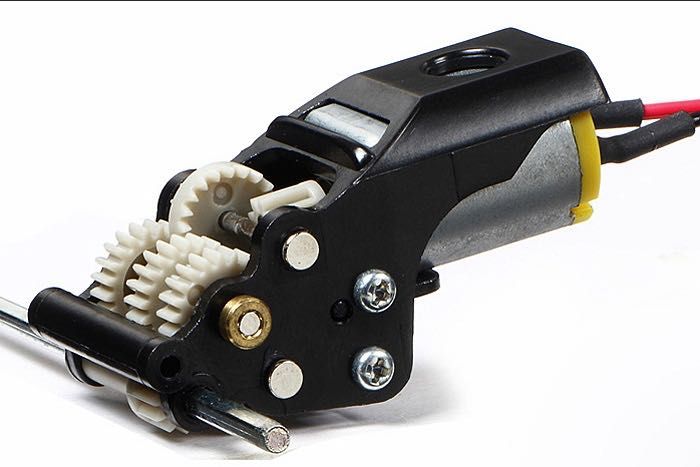 Tamiya WWI British Tank Mk.IV Male z napędem, 5 figurkami w skali 1:35