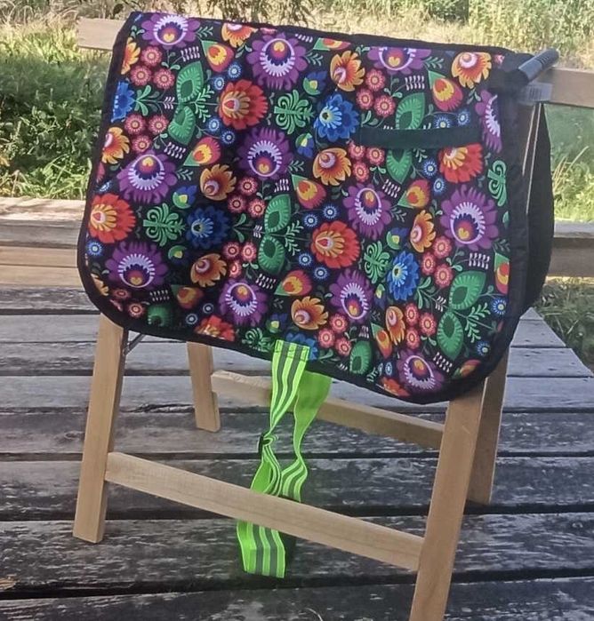 Czaprak do hipoterapii, hipoterapia Modny koń