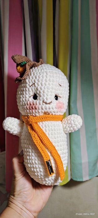 М'яка іграшка амігурумі. Іграшка гачком. Милі привиди. Хелловін.