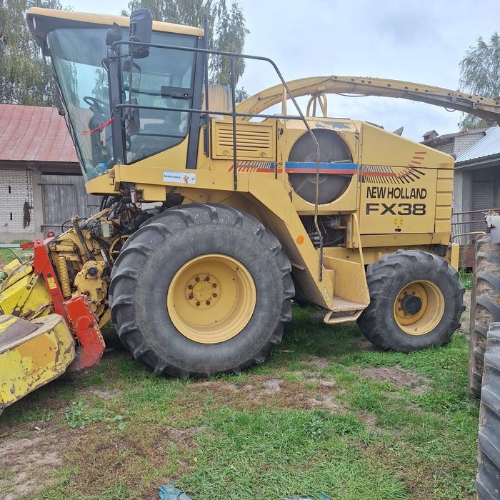 Sieczkarnia New Holland FX38