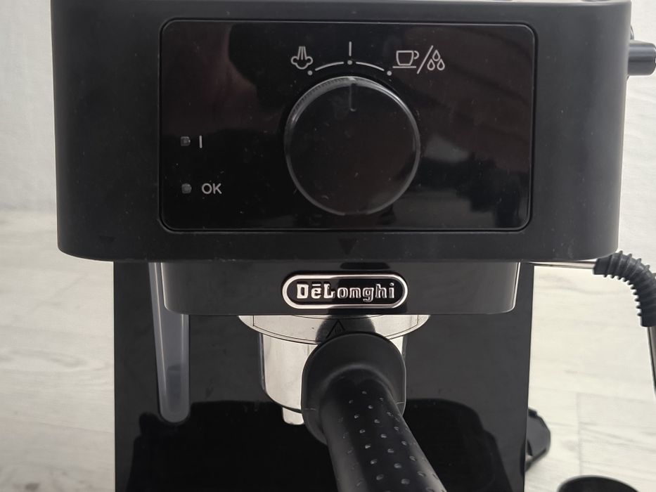 Ekspres do kawy DeLonghi Stilosa EC230 BK