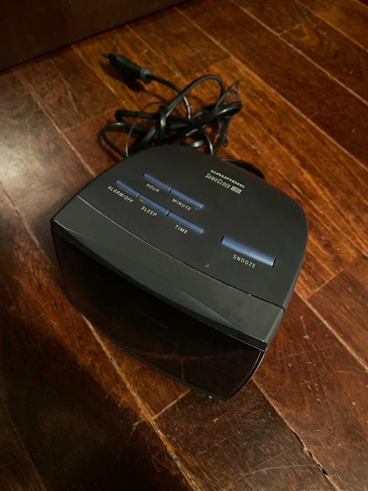 Grundig Alarm Clock Radio64752417748355121