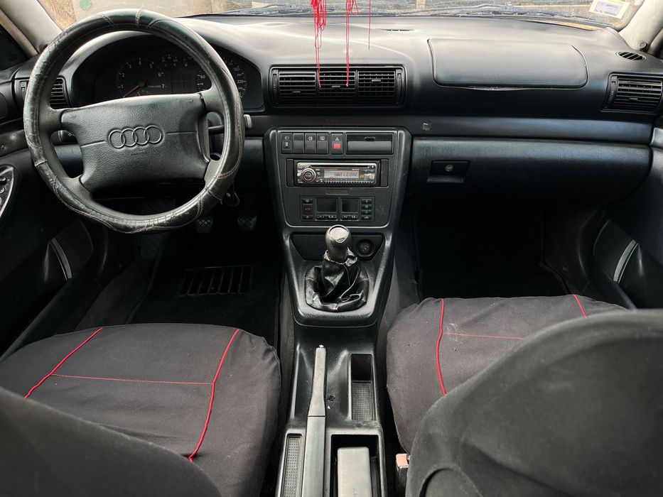 Audi A4528039449765488641