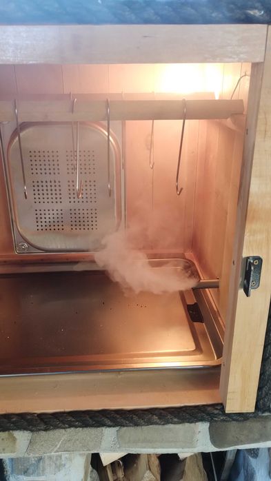 Drewniana wędzarnia elektryczna w wersji MINI