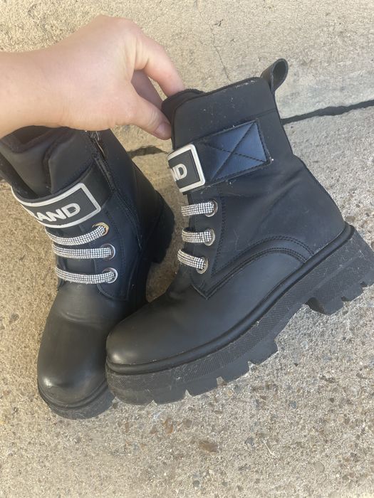 Продам Ботінки зима