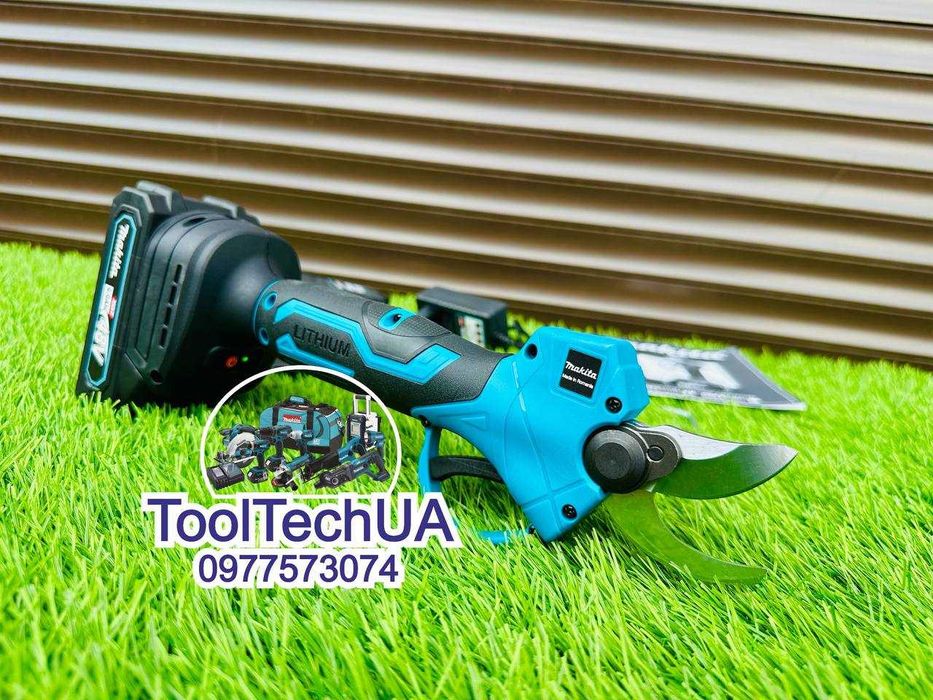 Акумуляторний Садовий Секатор Makita DMT50PRO 48V для обрізання гілок