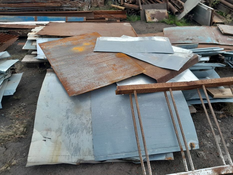 Продам метал б/у двутавр, уголос, профтруба, арматура