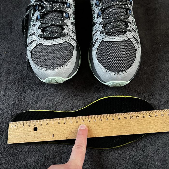 Жіночі кросівки Gel-venture 7. P. 37,5. Ідеал!!!