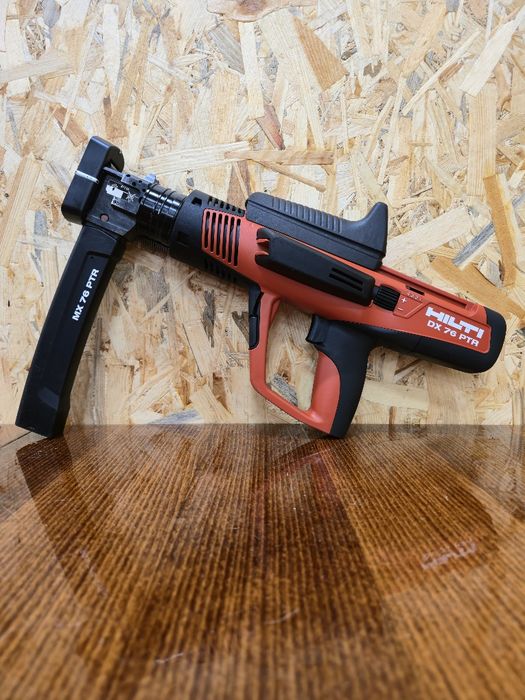 Пороховий монтажний пістолет HILTI DX 76 PTR
