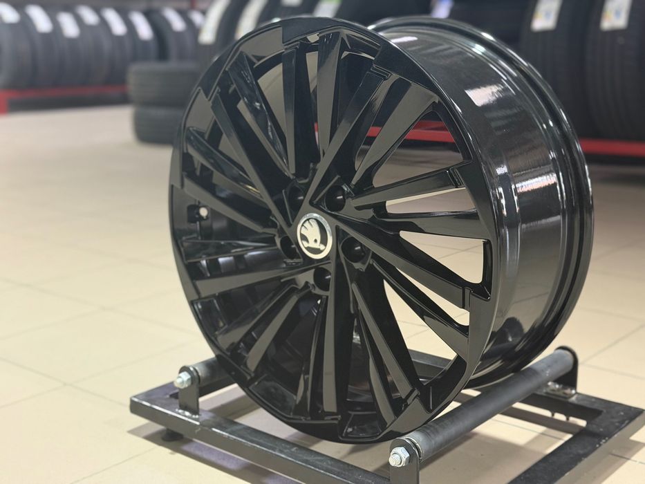 Диски REPLICA FB SK261 R19 5x112 Gloss Black (VW / Audi / Skoda / Seat)