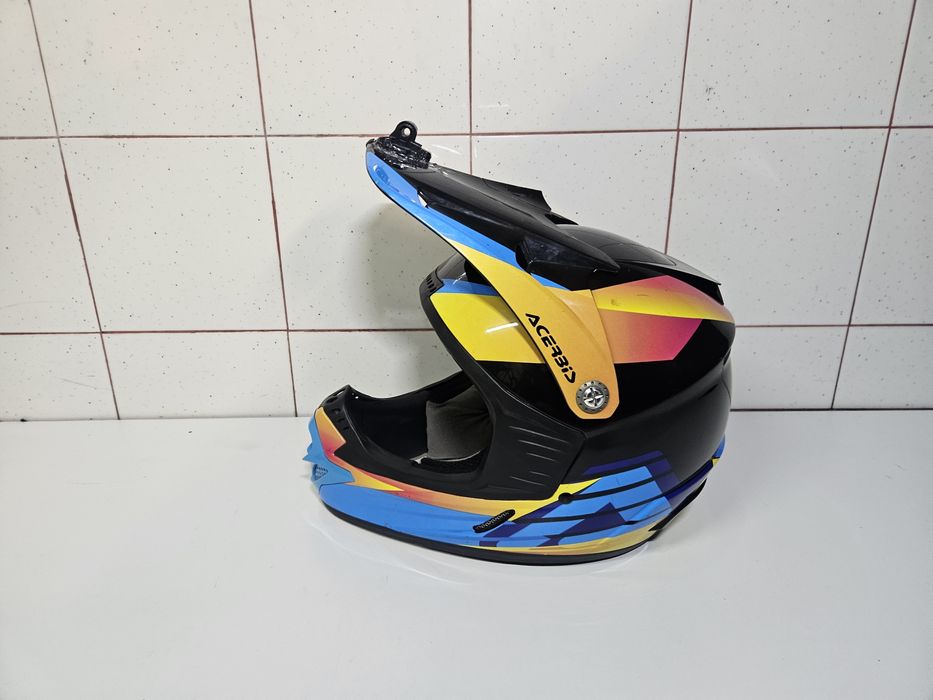 Capacete acerbis