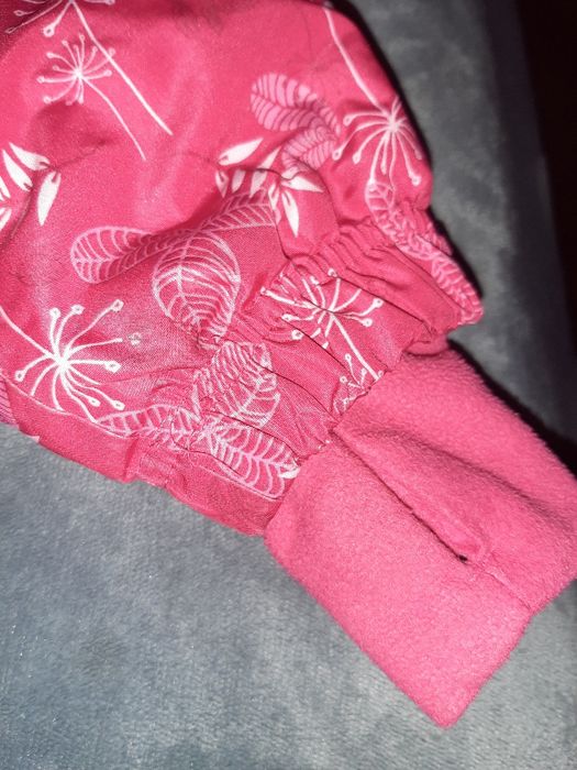 Вітровка для дівчинки