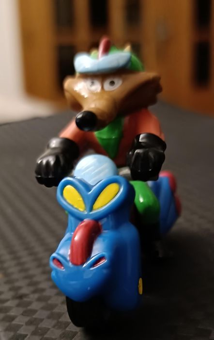 Bonecos Kinder antigos