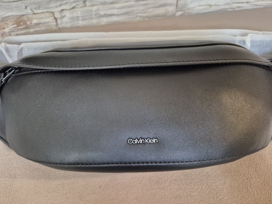 Saszetka Nerka Calvin Klein