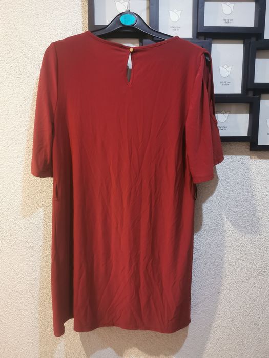 Bluzka długa damska plus size w bardzo dobrym stanie. Rozmiar 42 XL
Ro