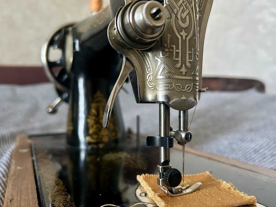 Швейна машинка ПМЗ (ручна, 1953 р.)