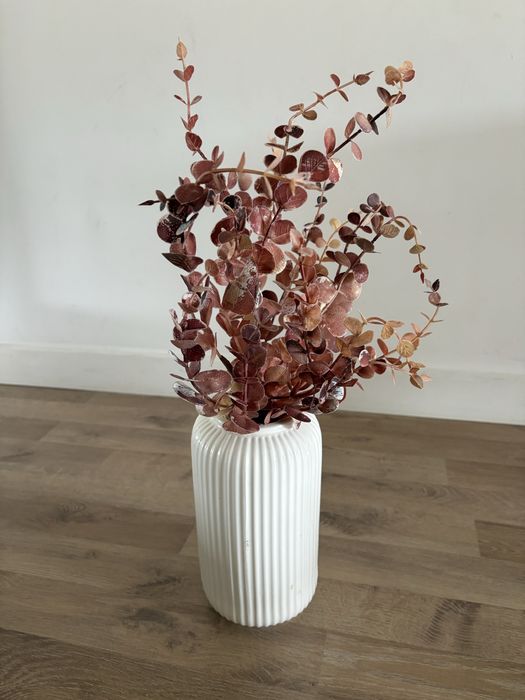 Vaso com planta artificial