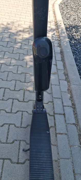 Hulajnoga elektryczna segway ninebot