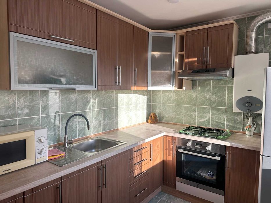 (5) Продам 2к квартиру на вул.Пирогова 4422