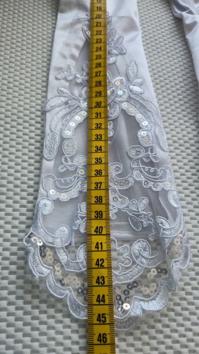 Najpiękniejsze / Ekskluzywne Białe Rękawiczki Ślubne