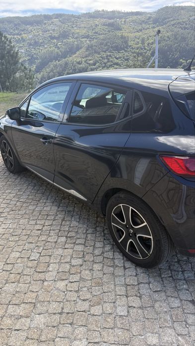 Renault Clio IV 1.5 dCi 90cv (Nacional) – 5 Portas – Excelente Estado — photo 2