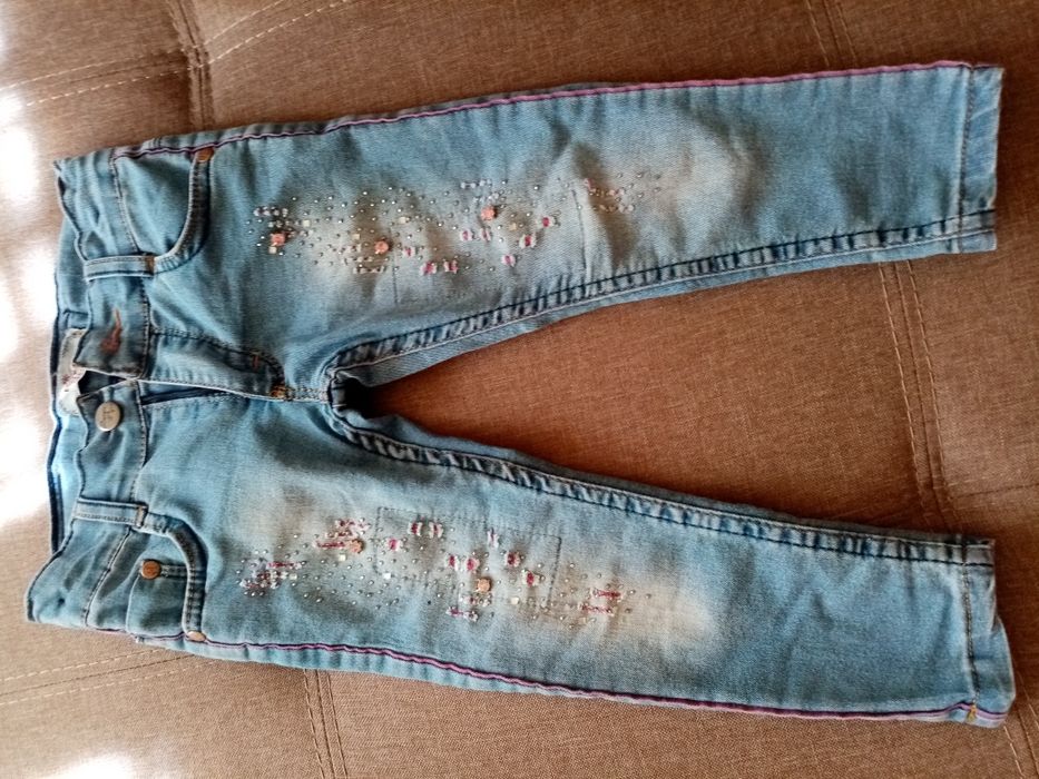 Джинсы для девочки