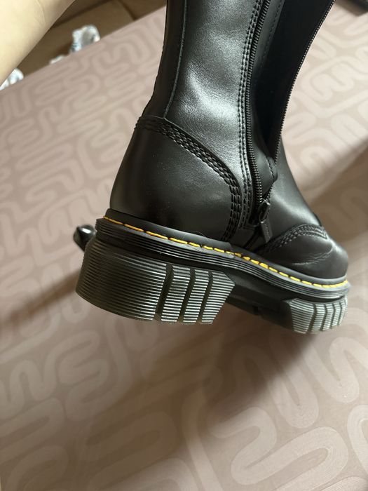 Високі черевики челсі Dr. Martens