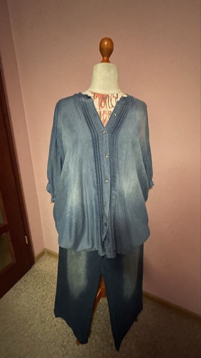 Koszula jeansowa  z ozdobnym przeszyciem oversize  42/44/46