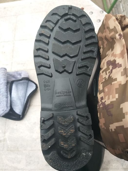 Сапоги резиновые 43 и 44 размер