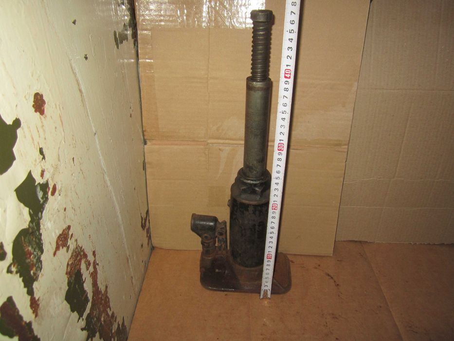 Домкрат гидравлический 5 т  под ремонт