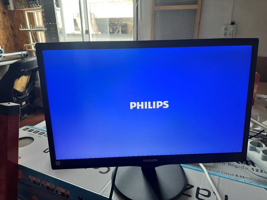 Ecrã Philips 223V5LHSB2/00