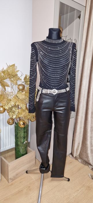 Body z cyrkoniami czarne