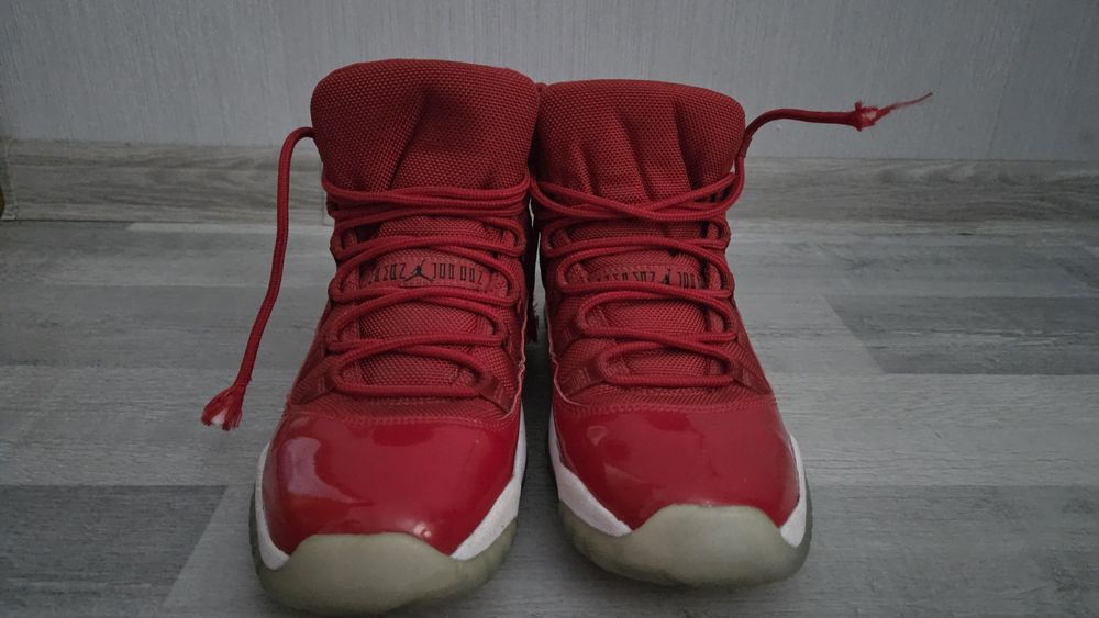Кросівки  Air Jordan 11 Retro Red 378037-623