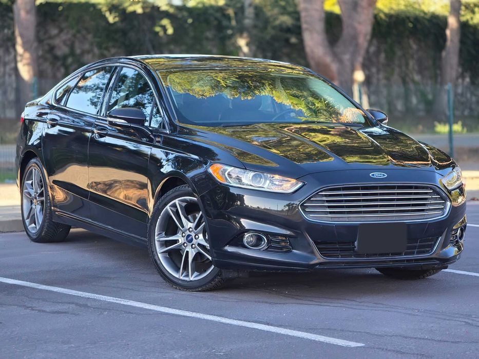 Ford Fusion Titanium      2014
