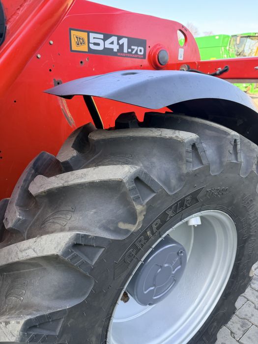 JCB  541-70 Телескопічний навантажувач