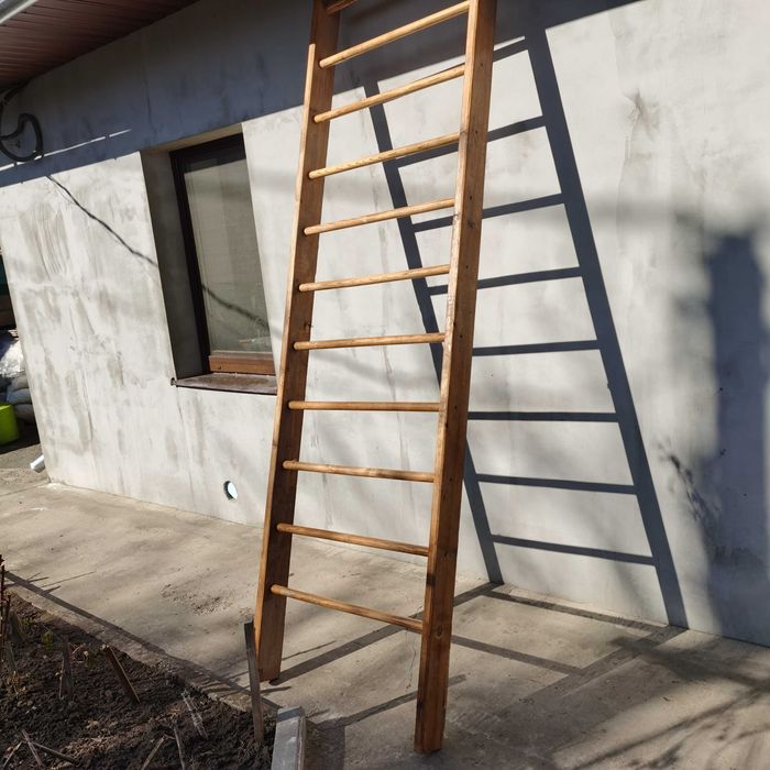 Стіна для занять спортом