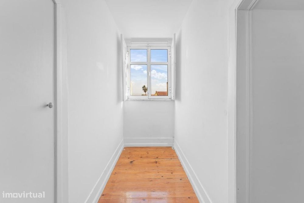 Apartamento T2 + 1 com vista, Estrela, Lisboa