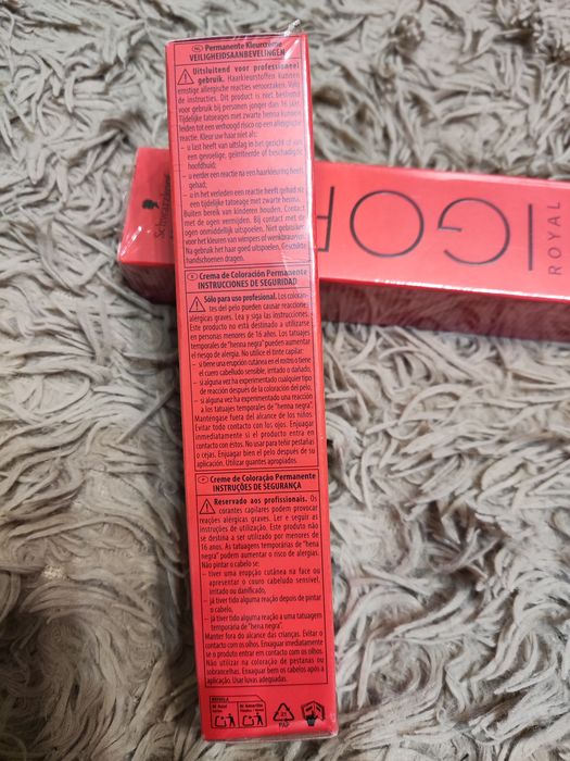 SCHWARZKOPF
Фарба для волосся Schwarzkopf Igora Royal 60 мл
9.5-22 Сві